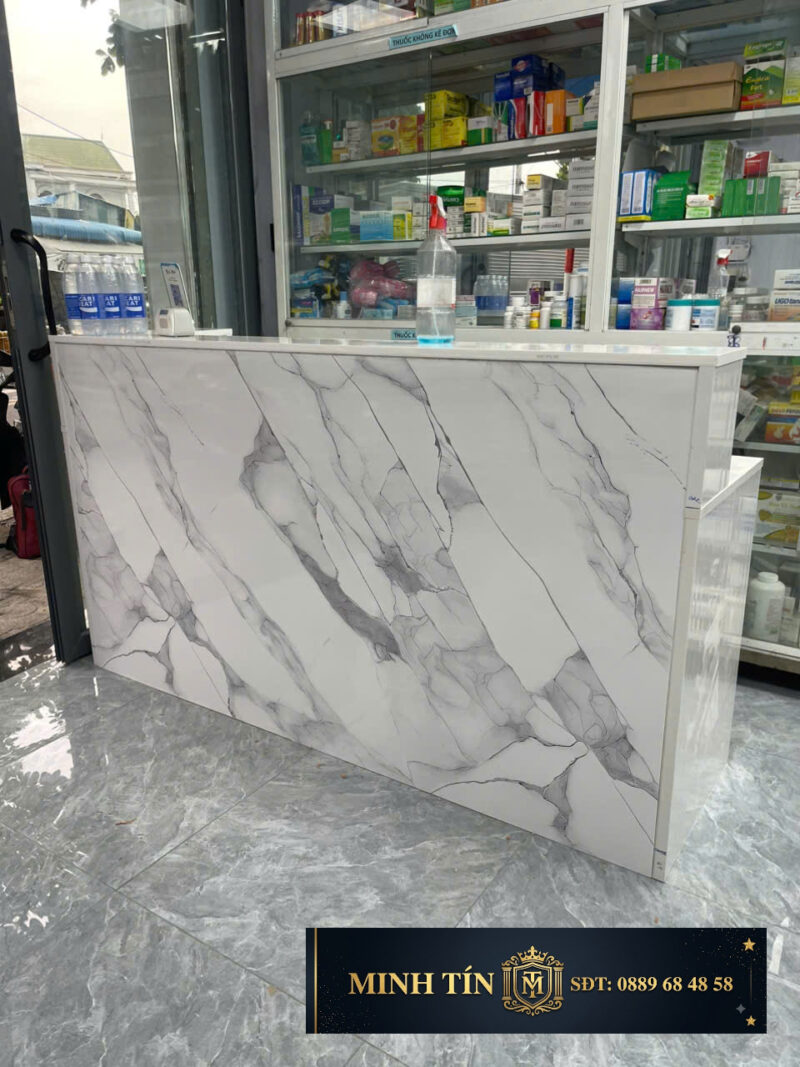 Minh Tín BTN0401Z – Bàn thu ngân nhựa ZukoPlast 4 ngăn kéo 2 khoang để đồ (2)