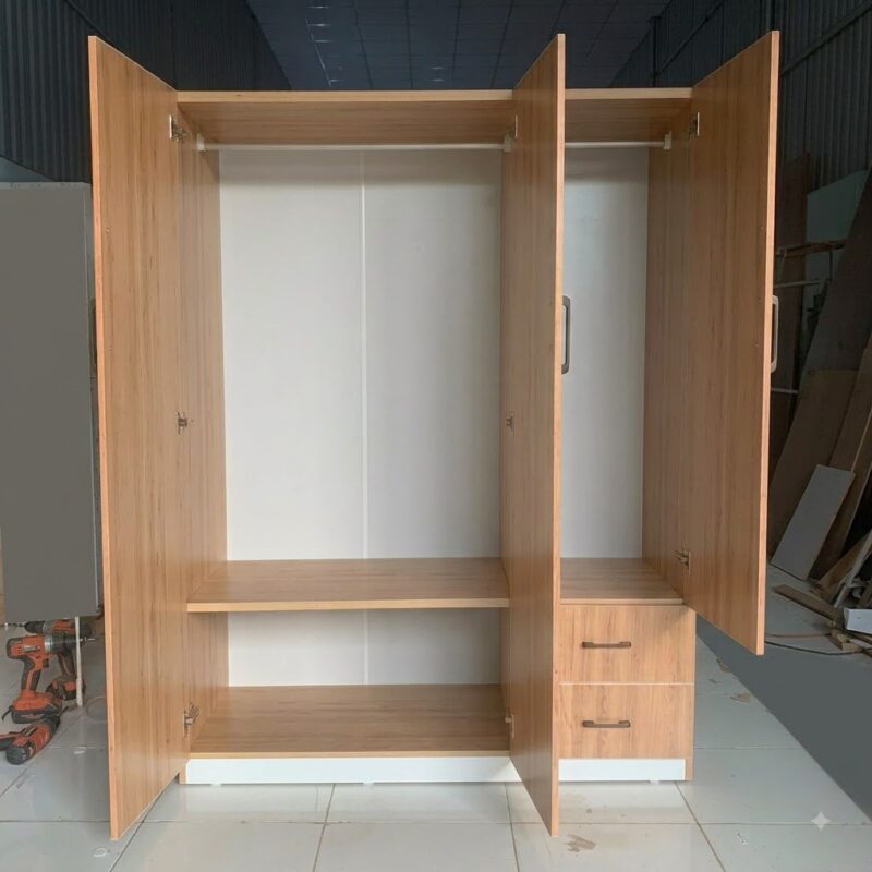 Minh Tín TA0306 Tủ quần áo 3 cánh 2 hộc kéo 2 kệ 2 thanh treo (1)